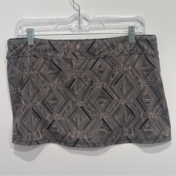 Garnet Hill Swim Skirt/Sport Skirt. Size 10 - Picture 2 of 7